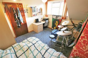 Photo 10- click for photo gallery